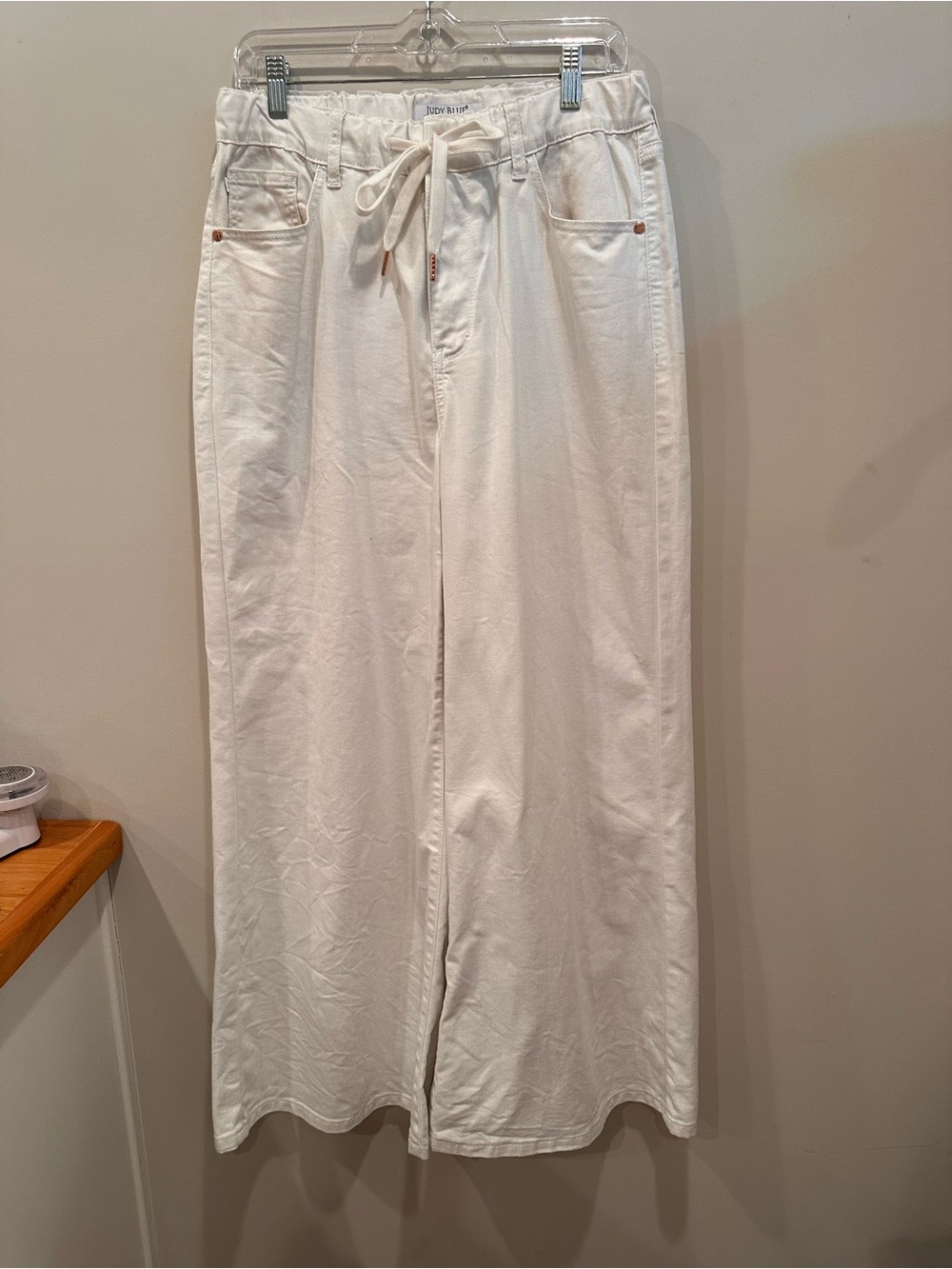 NWOT Judy Blue High Rise Palazzo Drawstring Pants Neutral Staple Sz 7/28 Short - Picture 6 of 11